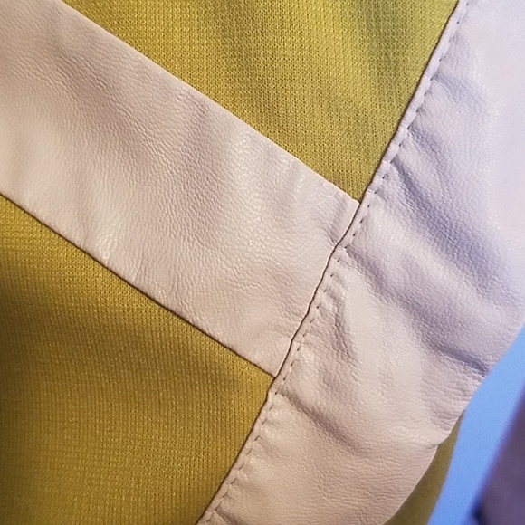 🌼Midi dress green with white leather 🌼 - Picture 8 of 8